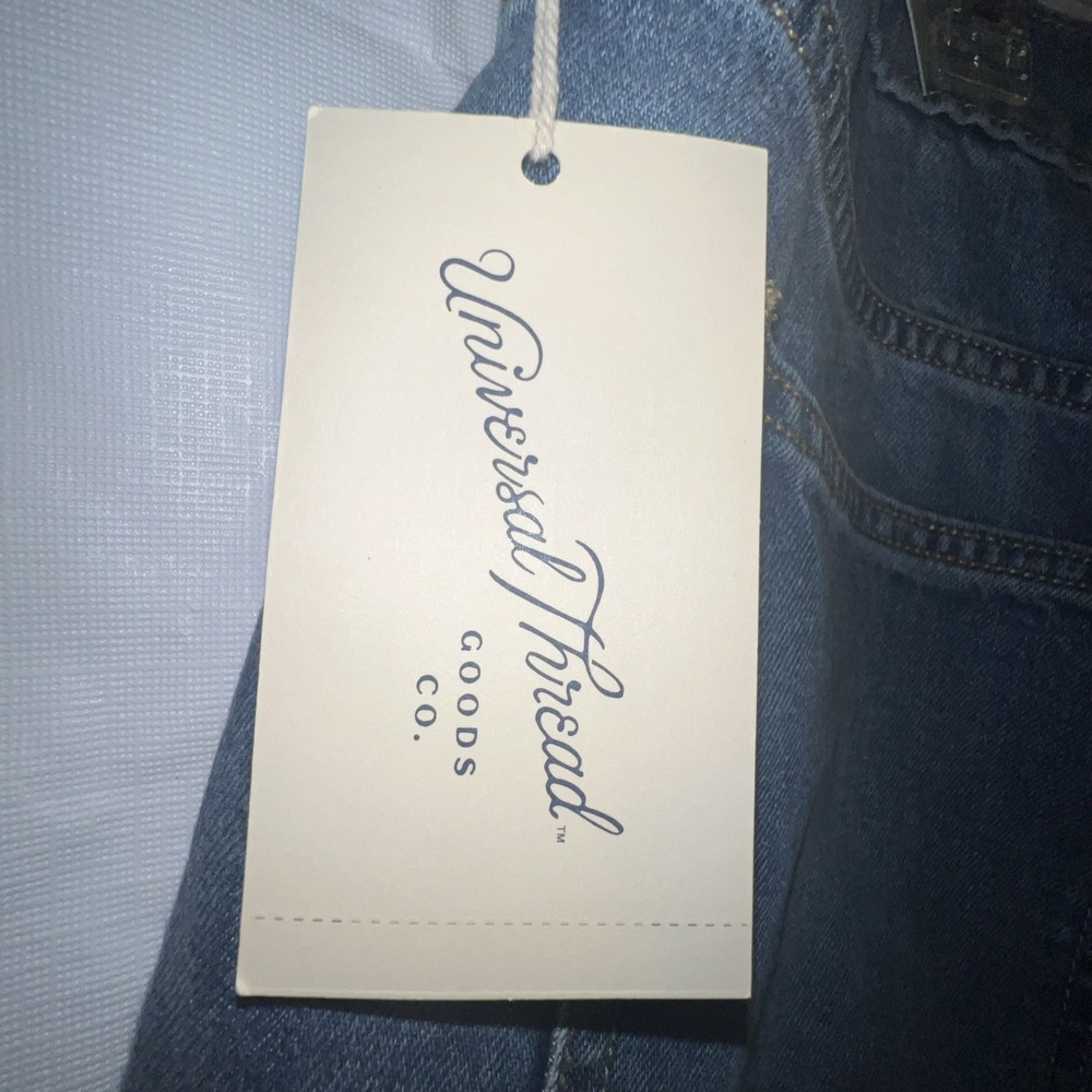 Universal Thread Boyfriend Cuffed Jeans Blue Medium Wash High Rise 14 NWT - Picture 8 of 10